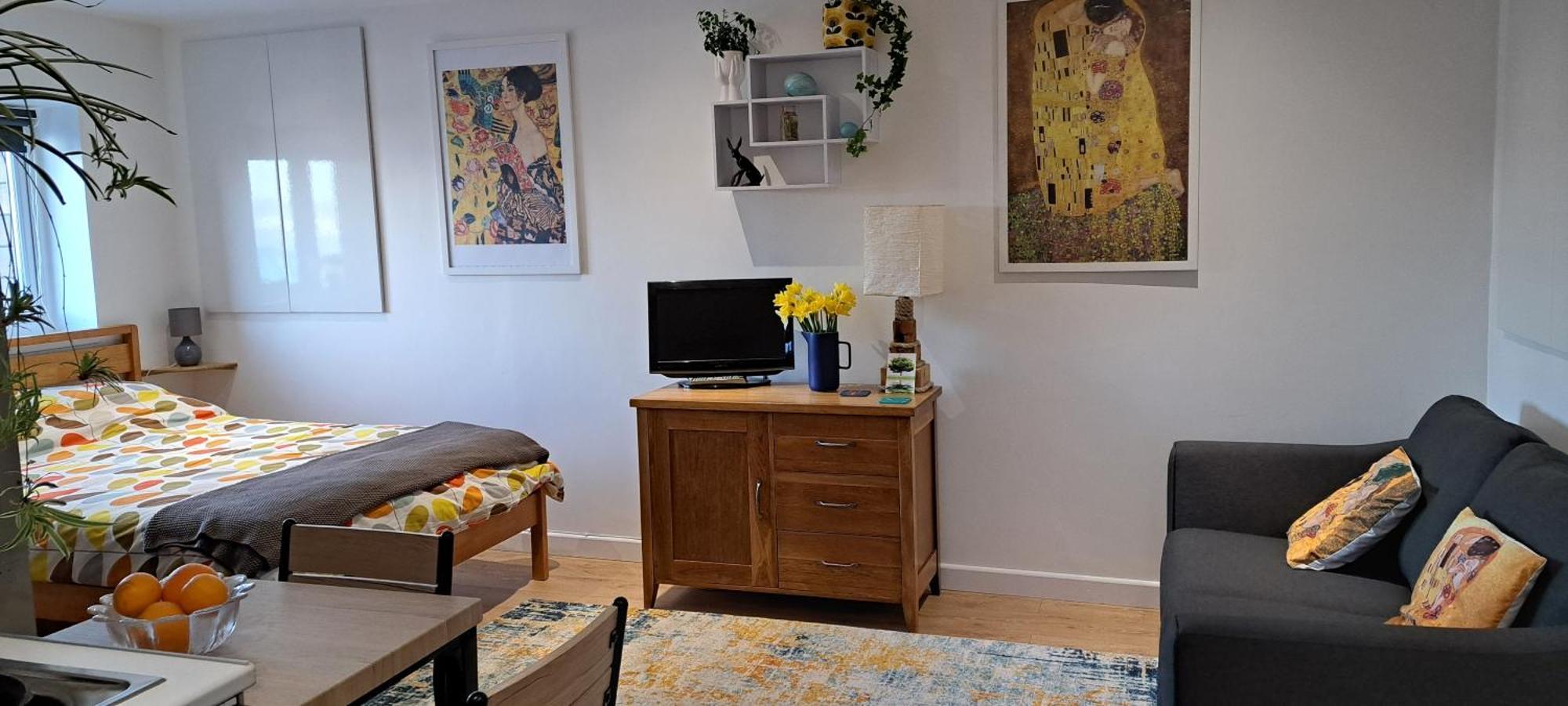 Modern Studio Apartment With Outstanding Views, Sleeps 2 Newlyn Eksteriør billede