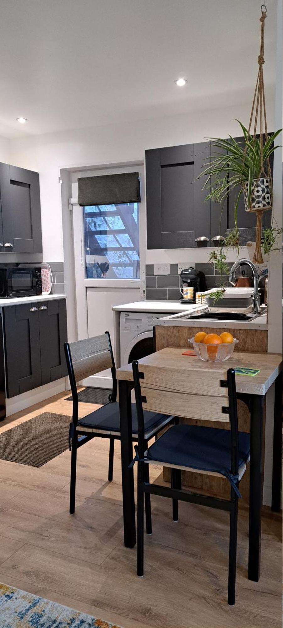 Modern Studio Apartment With Outstanding Views, Sleeps 2 Newlyn Eksteriør billede